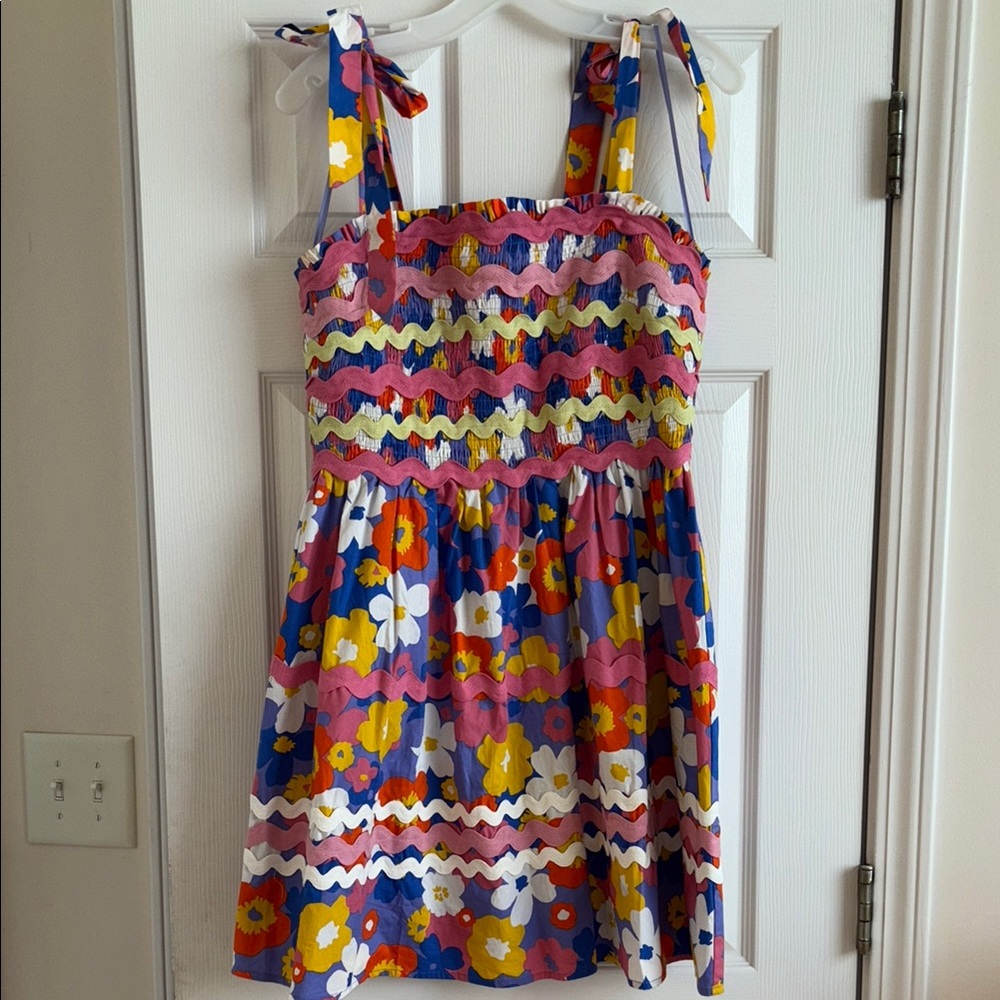 Floral Ric Rac Dress - Picture 2 of 3